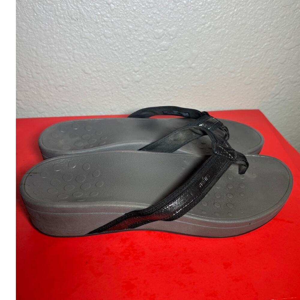 Vionic Womens Silver-Gray High Tide Platform Wedge Sandals Flip Flops Size 11 M